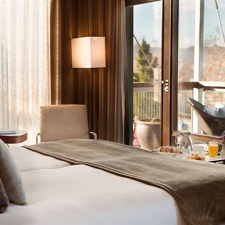 Miramar Hotel 3*